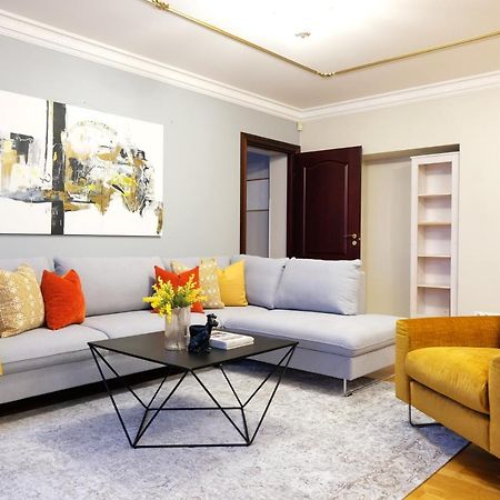 Tallinn City Apartments - 2 Bedroom On Old Town Main Street Viru Bagian luar foto