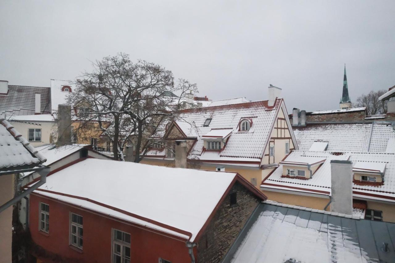 Tallinn City Apartments - 2 Bedroom On Old Town Main Street Viru Bagian luar foto